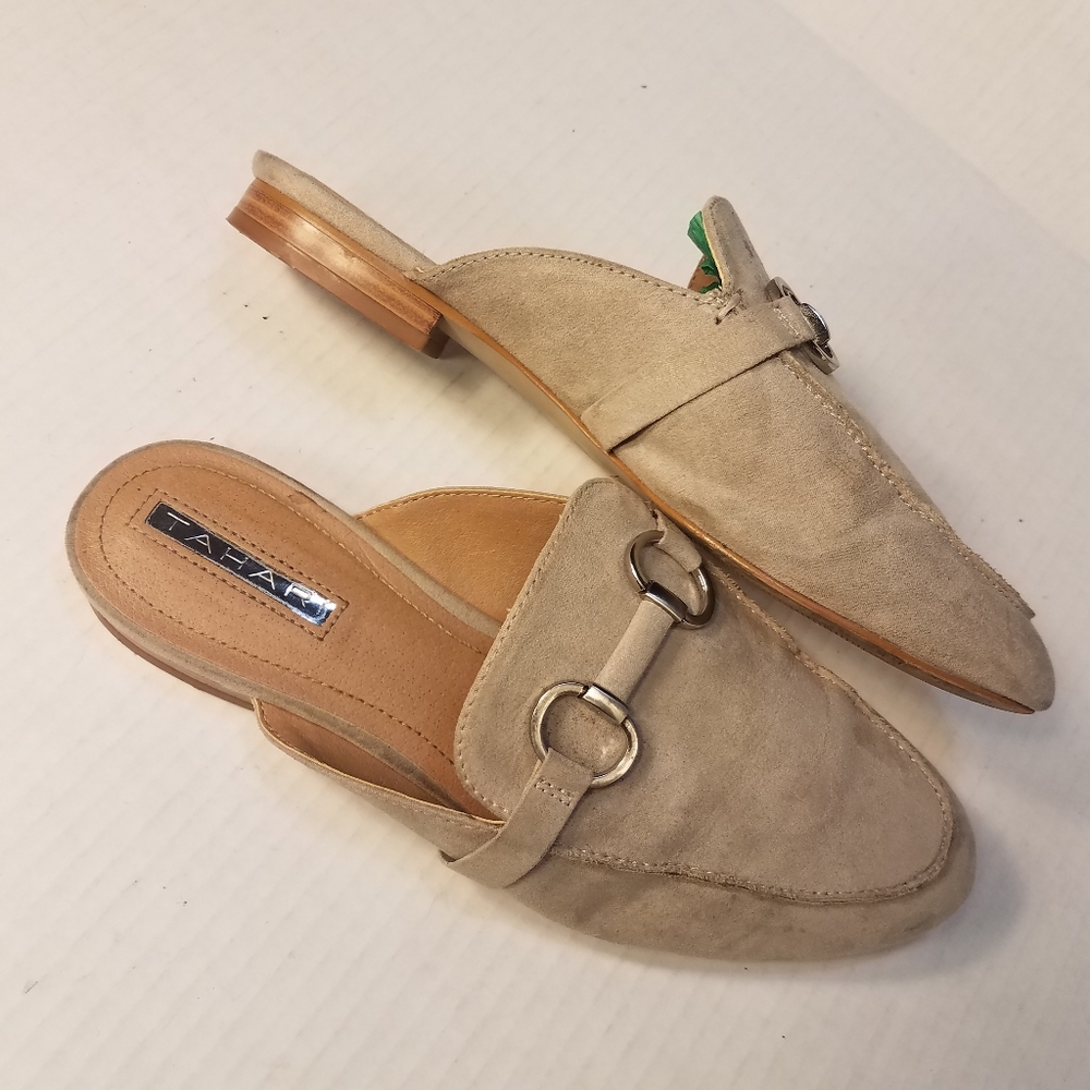 Tahari Frenchie shoe